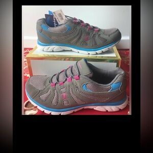 Champion Sport Comfort Sneakers Low Top Style 132962 in Grey Pink Size 5.5 NWT